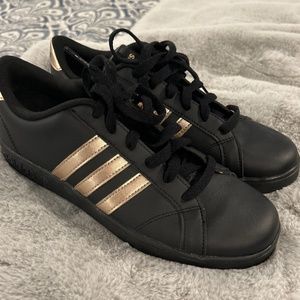 Adidas Baseline Sneaker in Rose Gold